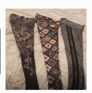 Niyama Sol Multicolor Patterned Leggings Set